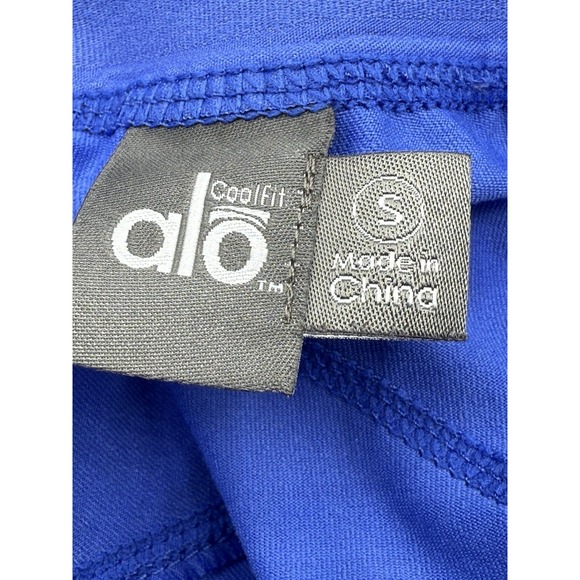 ALO COOLFIT Yoga Electric Blue Capri Leggings Medium Small‎ - Picture 9 of 11